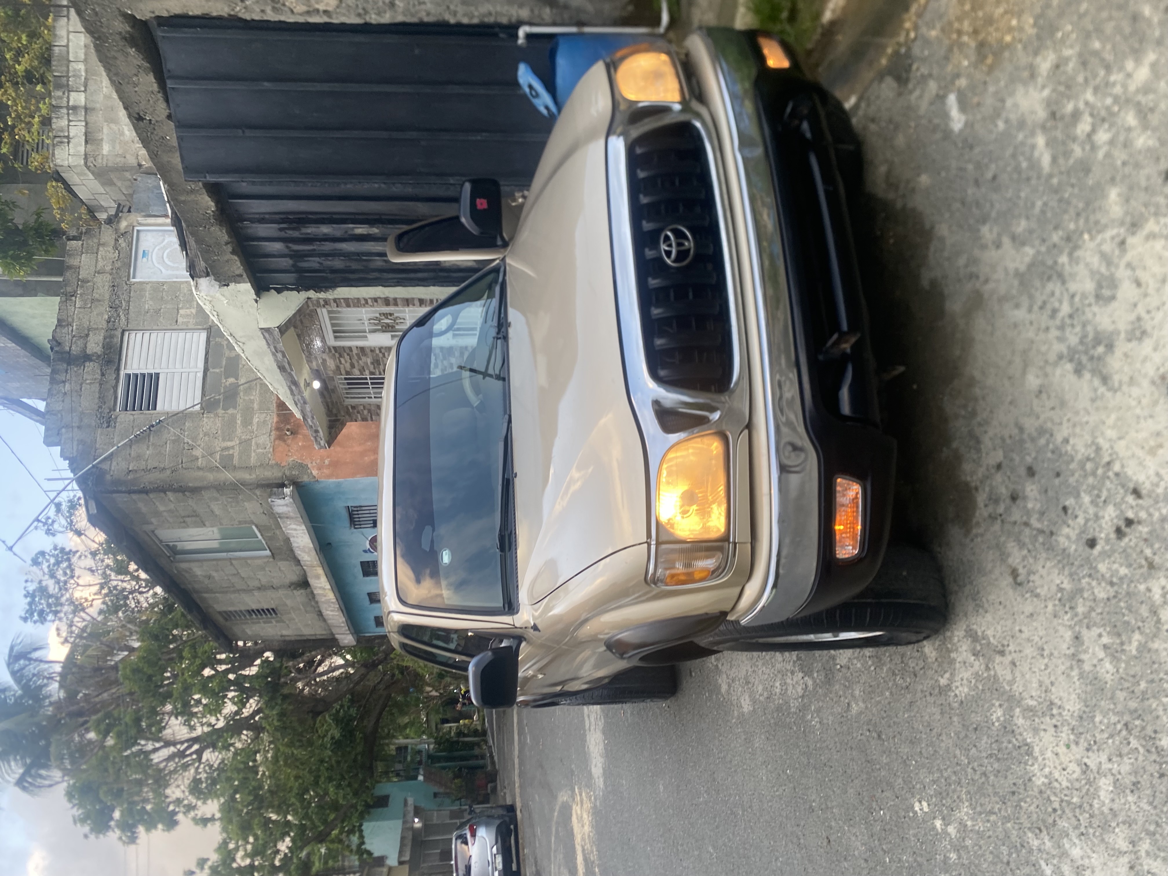 jeepetas y camionetas - Toyota Tacoma  1