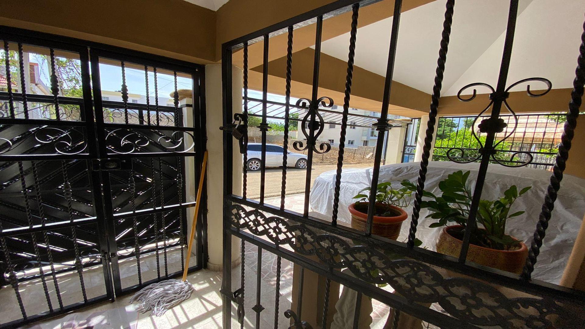 casas - CASA EN VENTA EN LAS ANTILLAS, SANTIAGO. 6