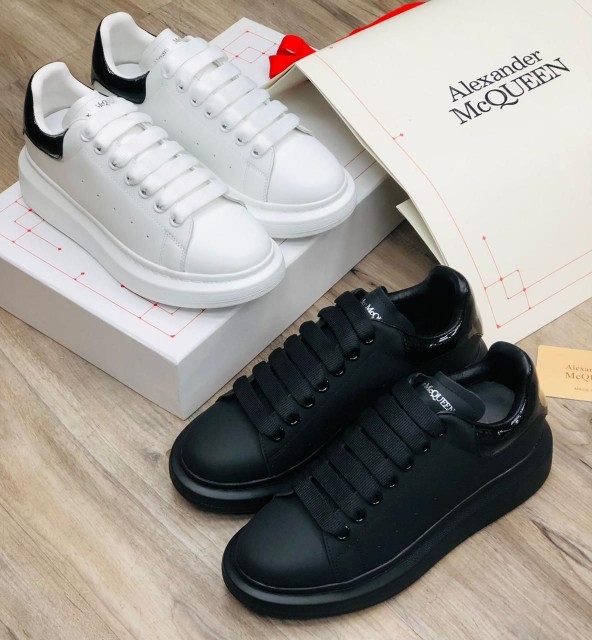 zapatos unisex - Tenis Teni Sneakers Shoes Alexander McQueen Alexandre Mc Queen Europeo Euro 2025 1