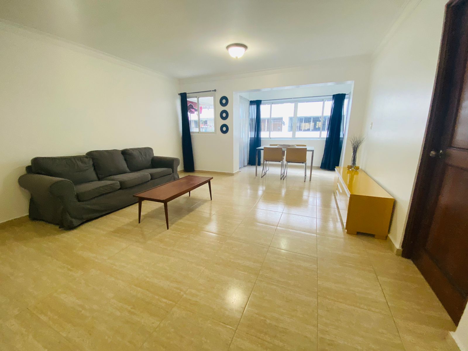 apartamentos - Apartamento amueblado de 1 habitación en Gazcue 4