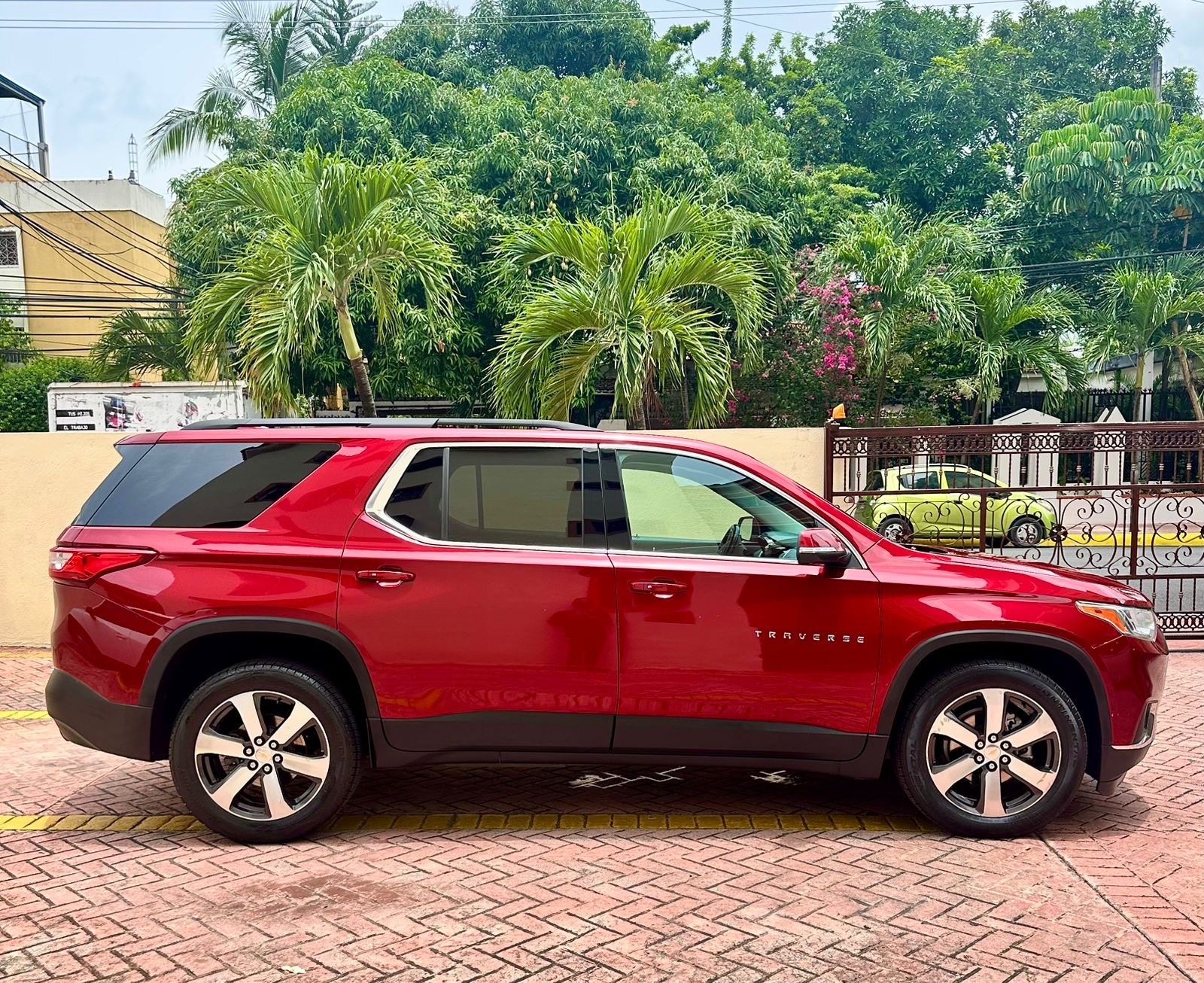 jeepetas y camionetas - Chevrolet Traverse LT 2021 6