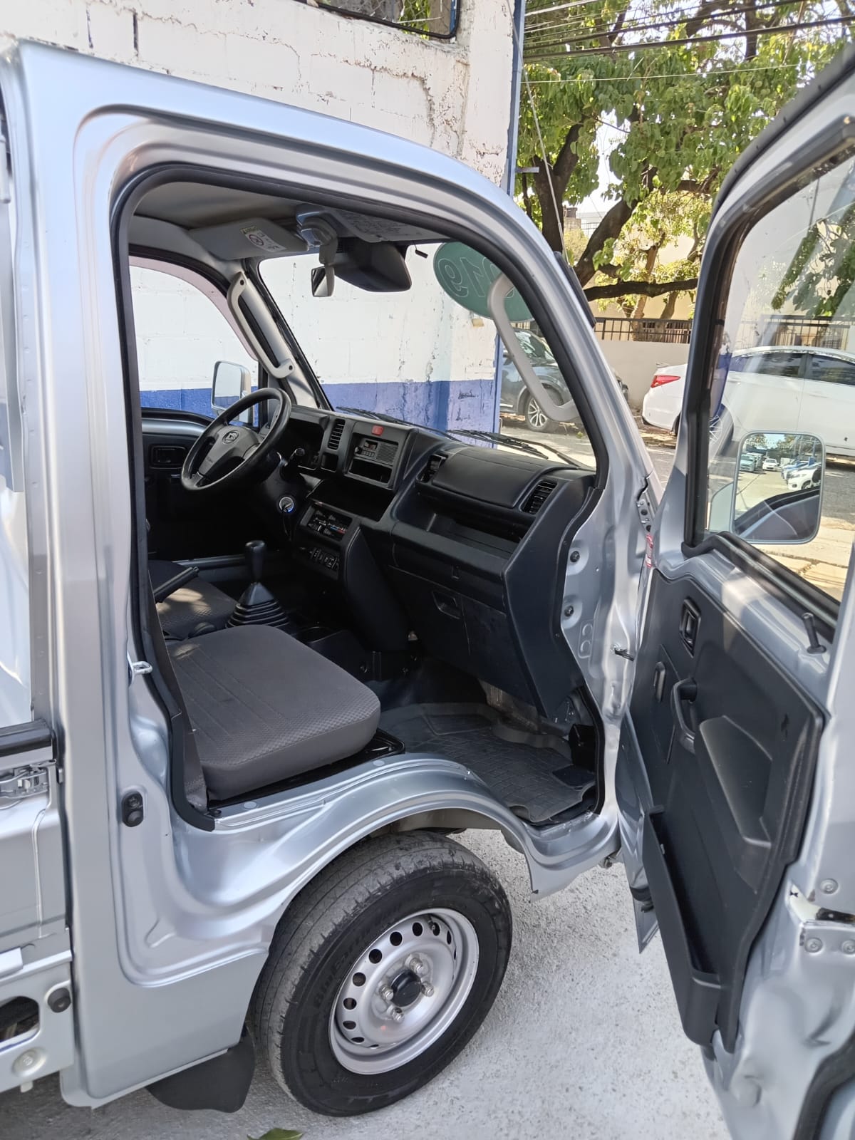 otros vehiculos - DAIHATSU HIJET  3