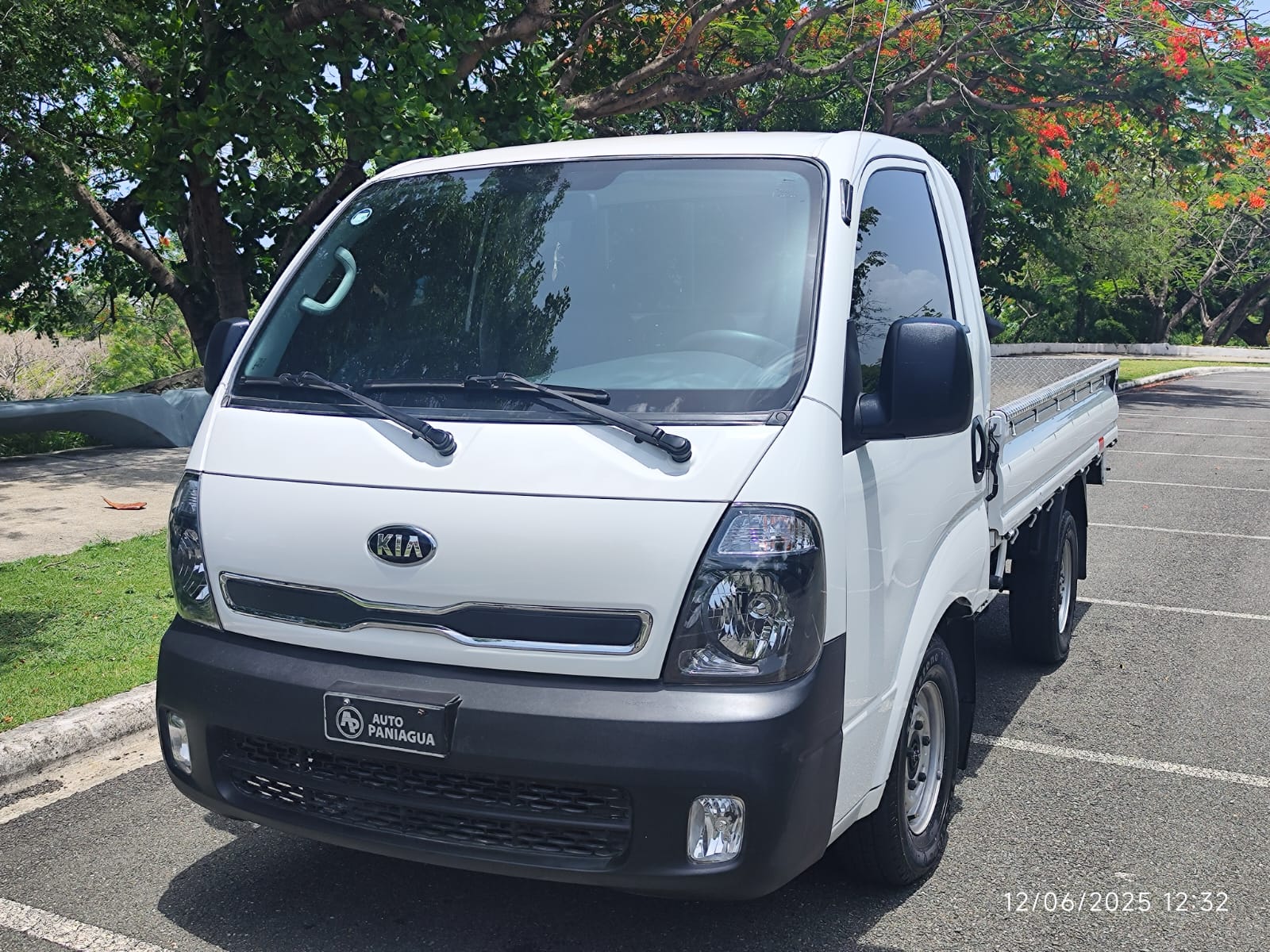 camiones y vehiculos pesados - Kia K2700  0