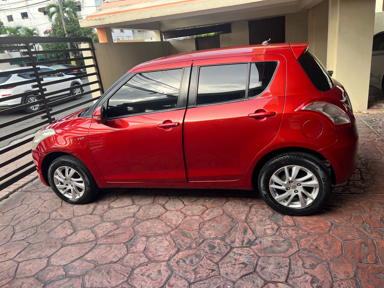 carros - Vendo suzuki swift 2015 de Santo Domingo Motors 2