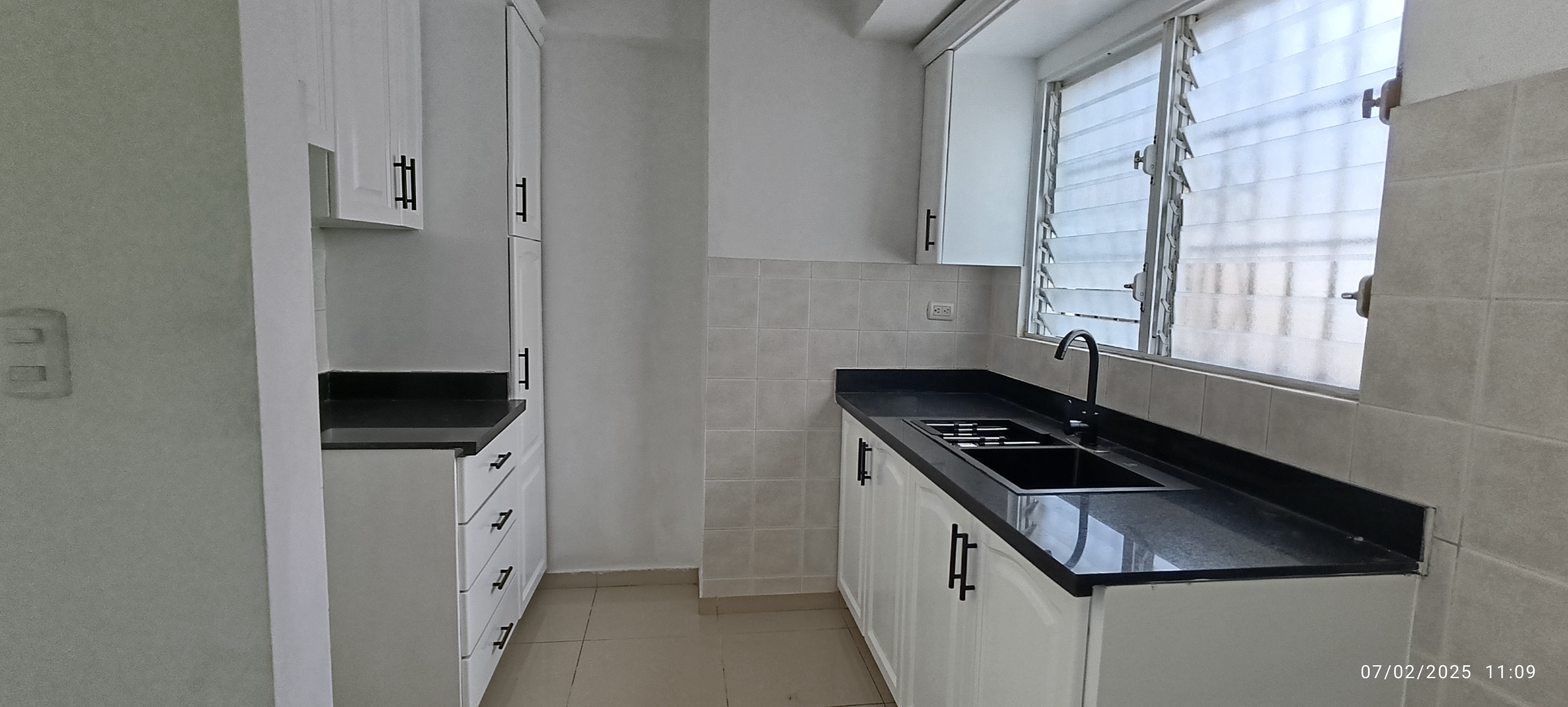 apartamentos - Mirador Norte calle tranquil  con ascensor clásico  impecable, cocina remodelada 0