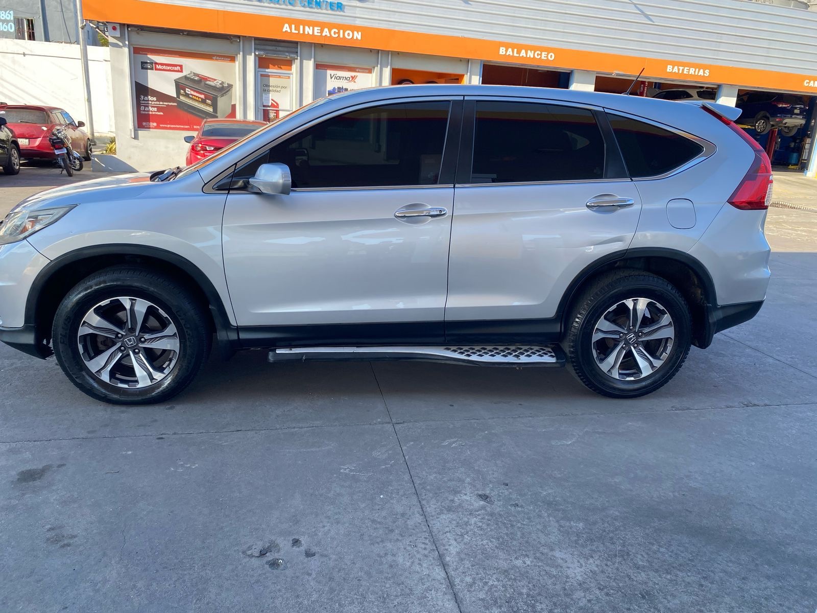 jeepetas y camionetas - HONDA CRV 4X4 2016 NEGOCIABLE 9