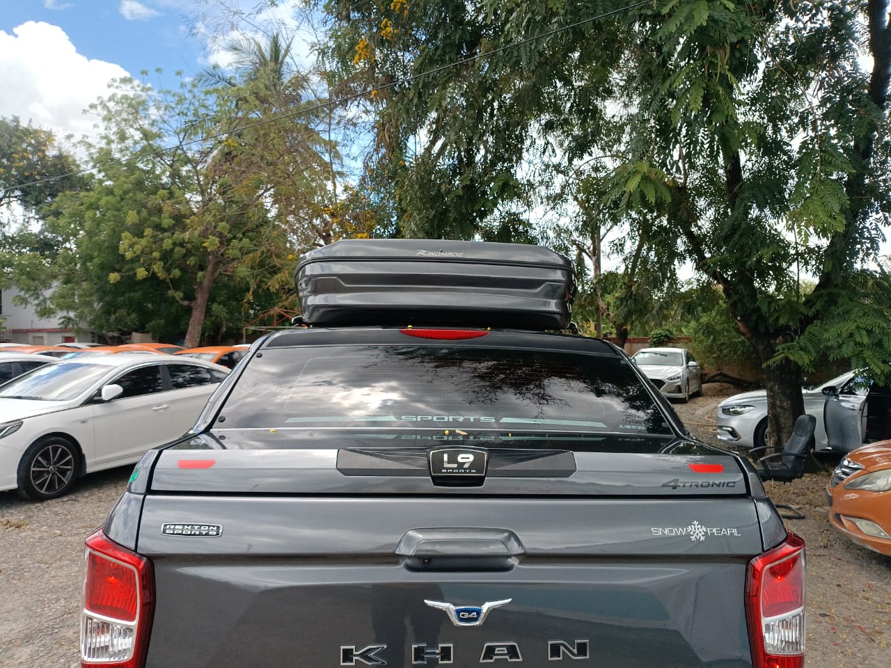 jeepetas y camionetas - KGM REXTON 2019 GRIS OSCURO DIESEL 4