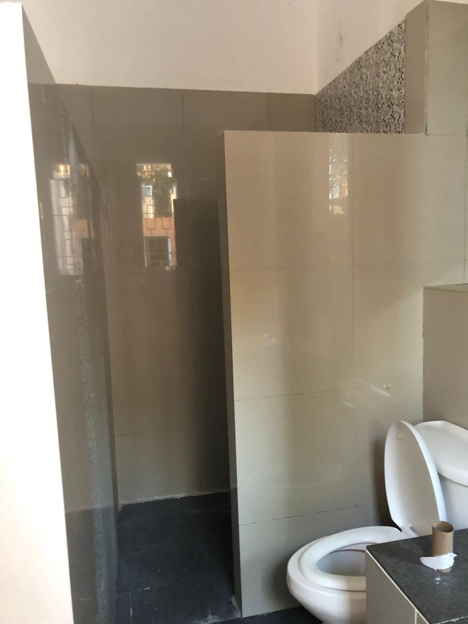 otros inmuebles - Edificio en la Zona Colonial de 3 niveles  2