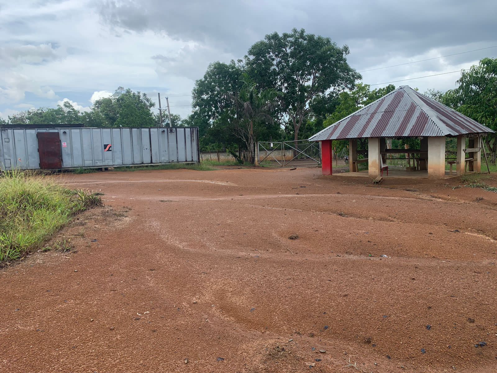 solares y terrenos - SUPER FINCA DE 105 TAREAS A 300 Mts. DE LA  CARRETERA EN DON JUAN, MONTE PLATA 5