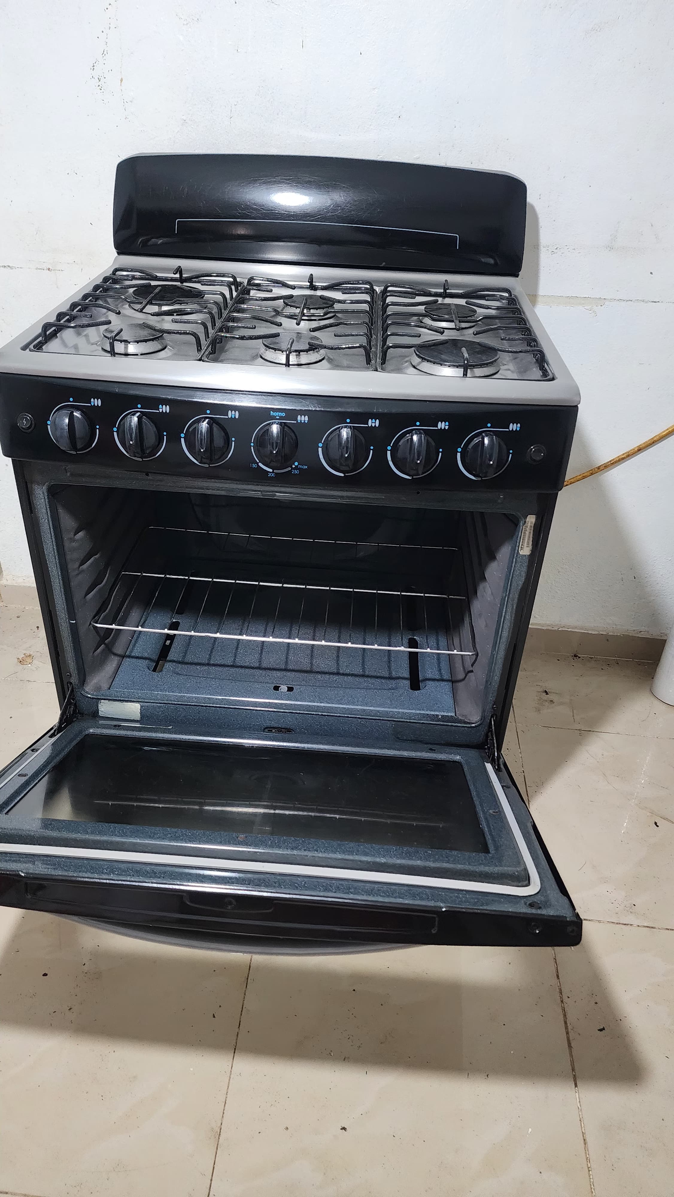 electrodomesticos - Estufa Mabe En muy buen estado Condiciones de nueva de 30 pulgadas encendido 🔌  6