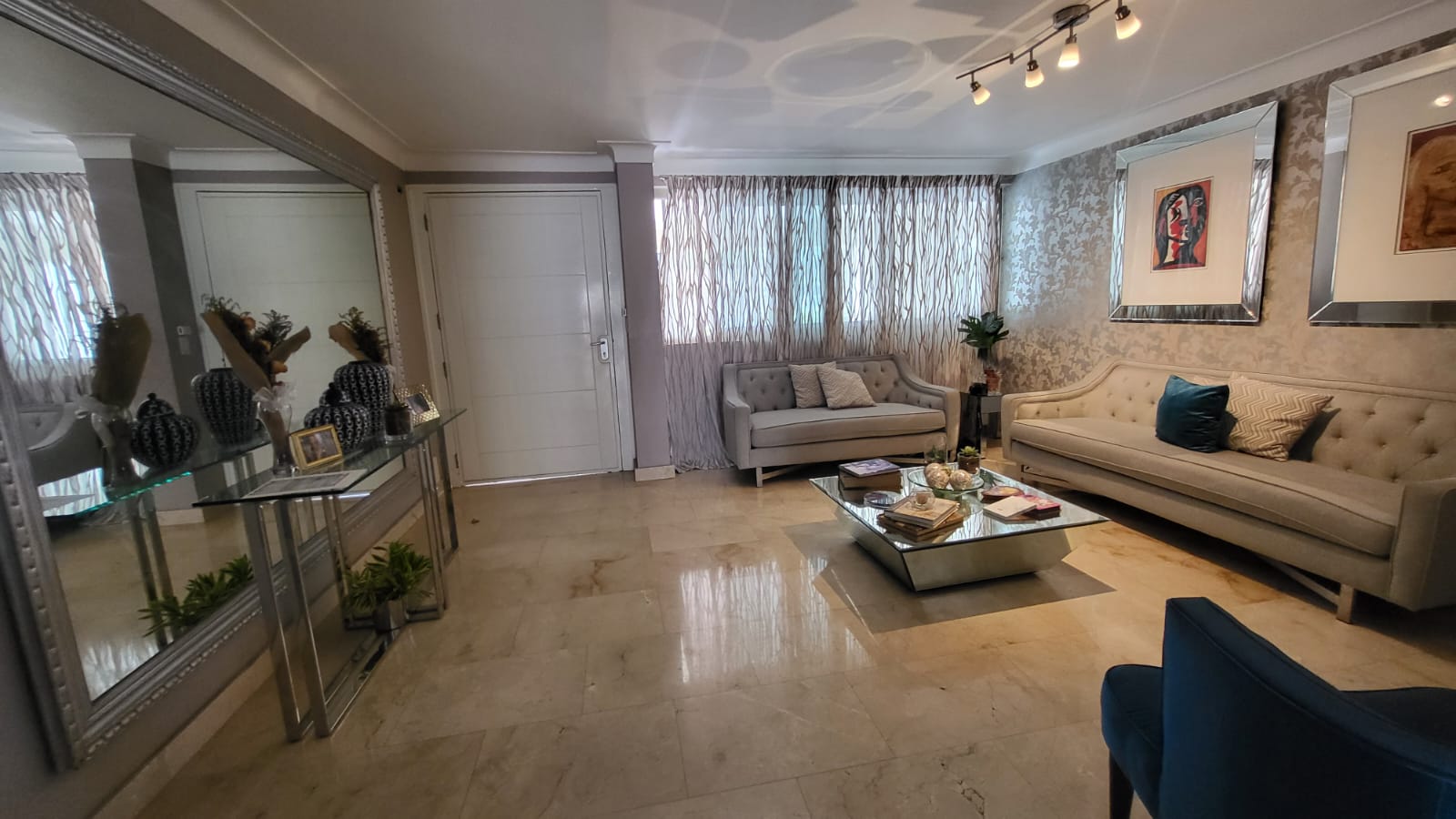 casas - Casa en Venta en Los Cacicazgos 4 hab. con baño 0