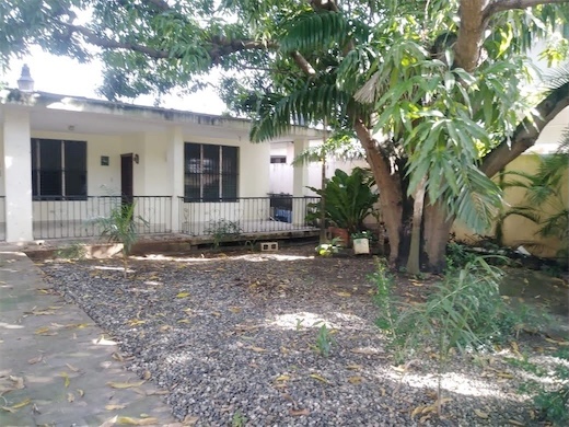 casas - De oportunidad casa en zona céntrica 7