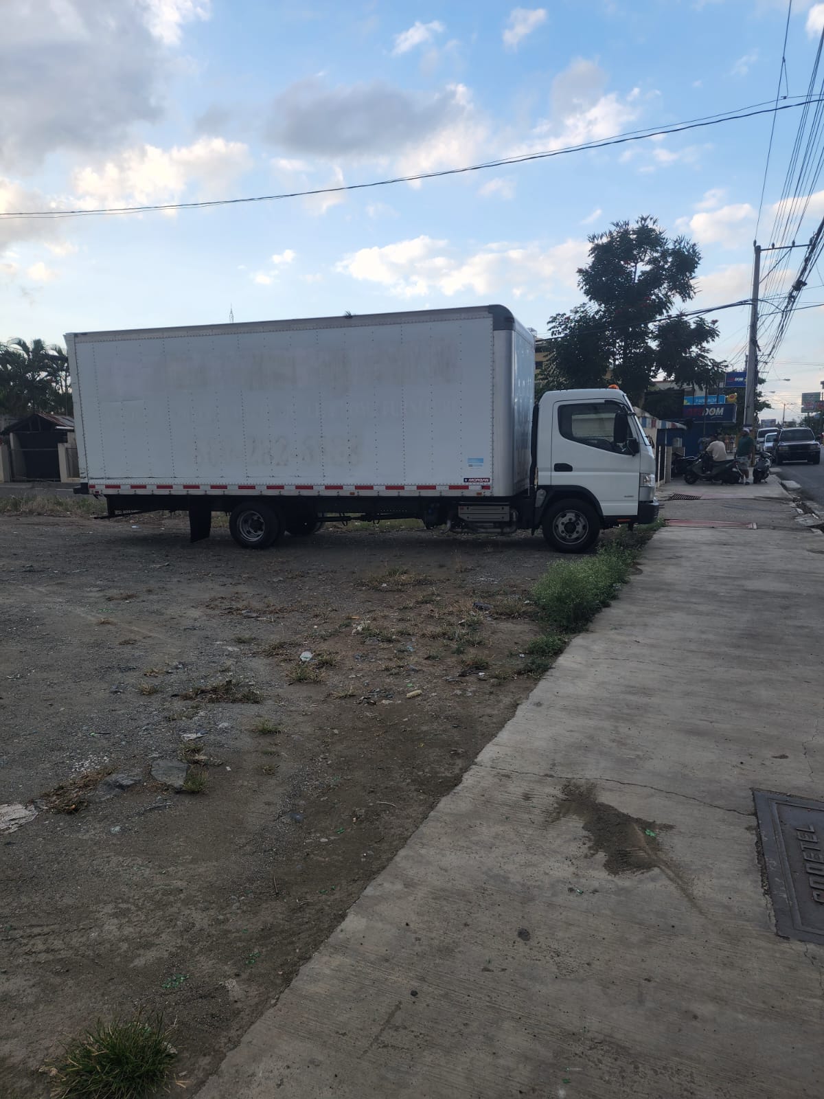 jeepetas y camionetas - misubichi fe 180 nítido furgón se vende por separado,   4