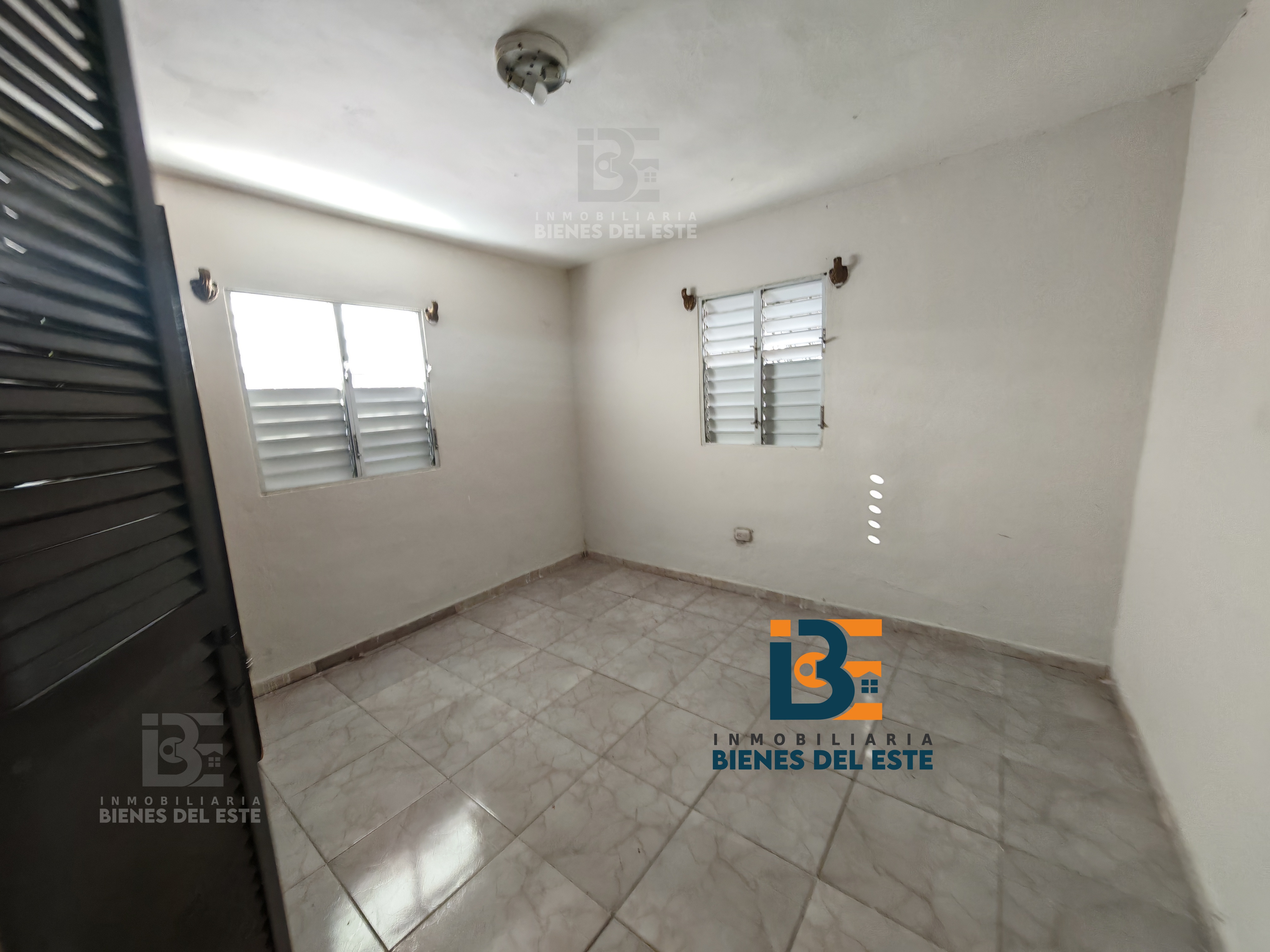 casas - Se Vende Casa de Tres Habitaciones, SPM 2