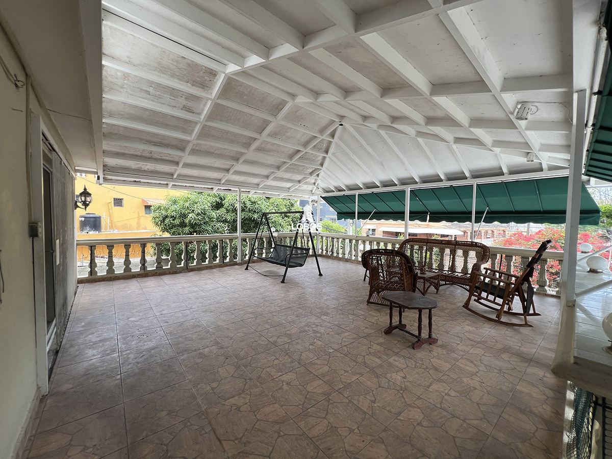 casas -  Casa Clásica Familiar en El Rosal con Piscina