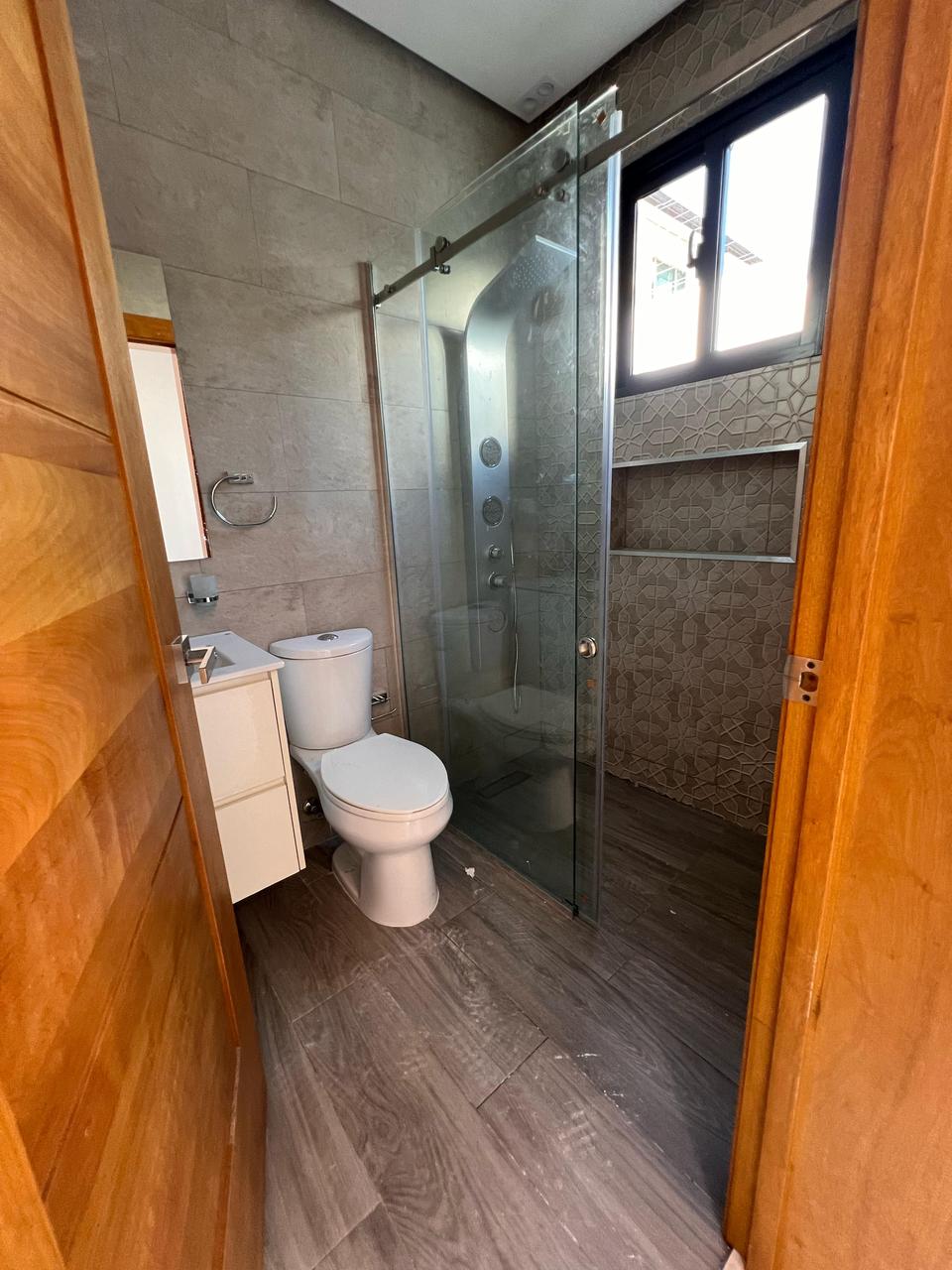 casas - CASA EN VENTA EN VILLA MARIA, SANTIAGO. 8