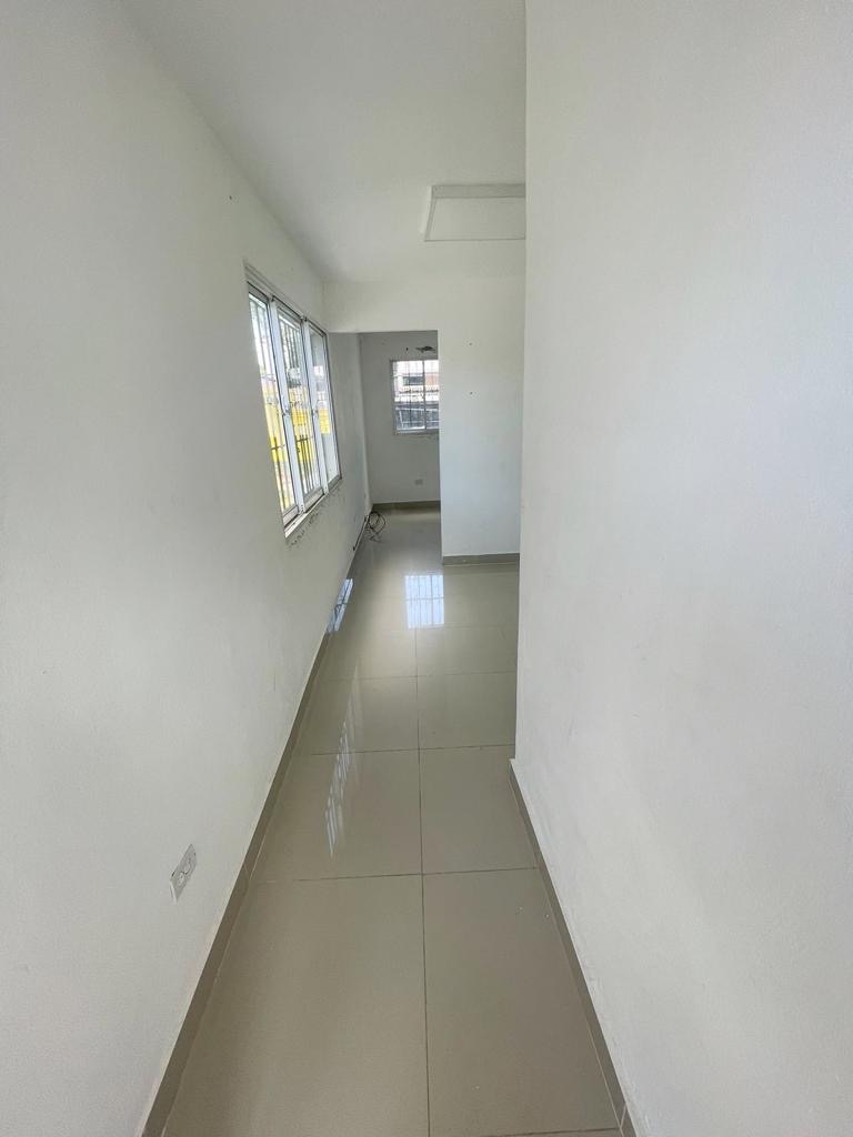 oficinas y locales comerciales - Local céntrico en Bella vista  2