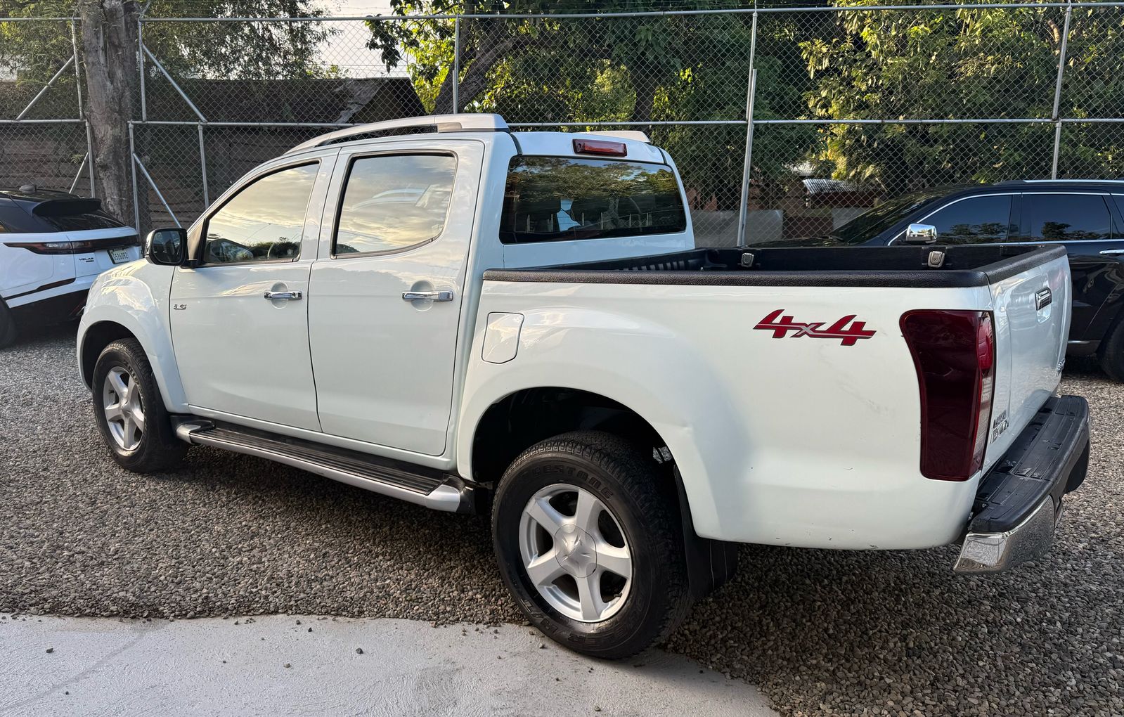 jeepetas y camionetas - Isuzu dmax 2013 5