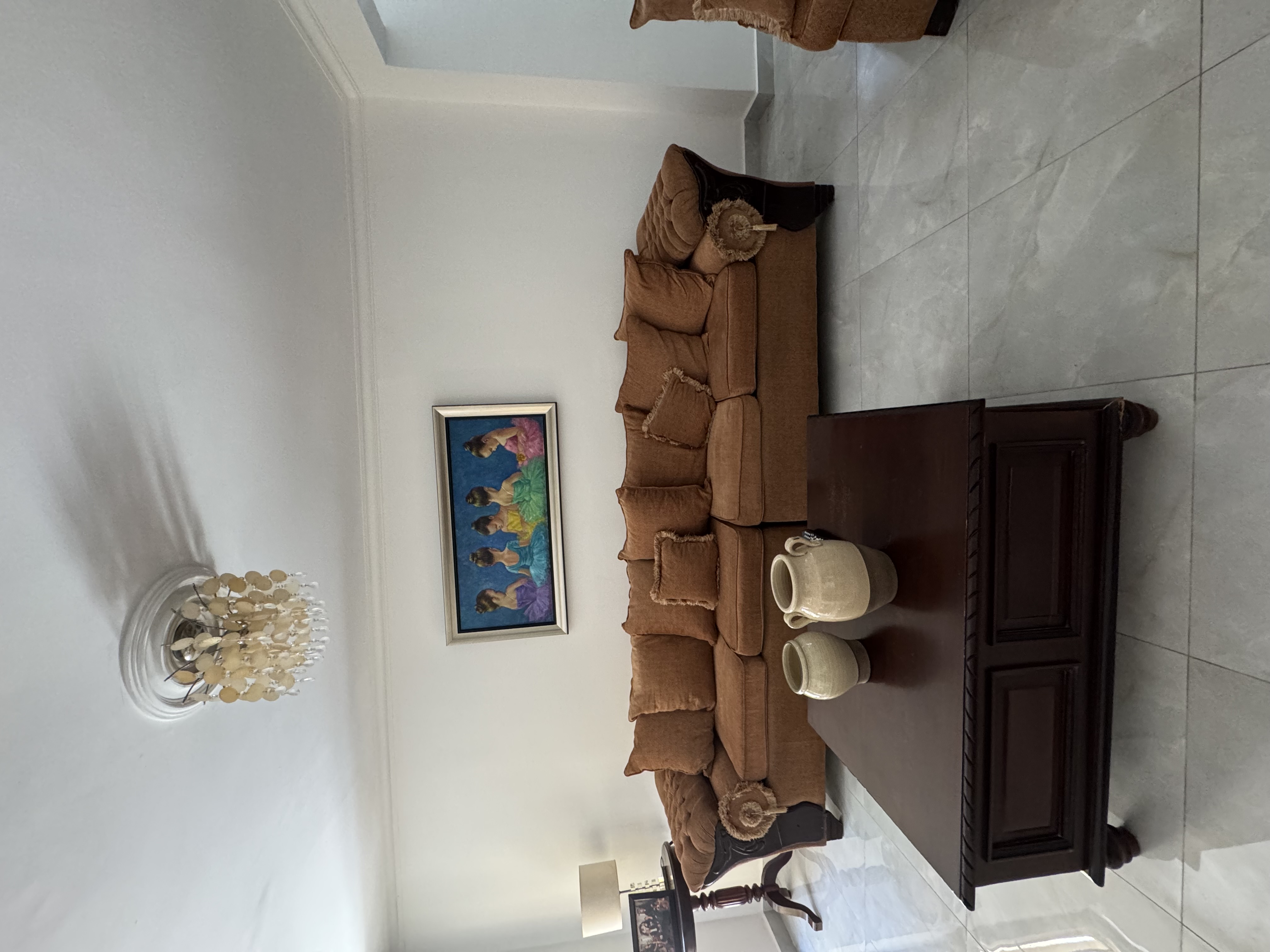 muebles y colchones - Elegante sofá seccional en caoba para 6 personas.  2