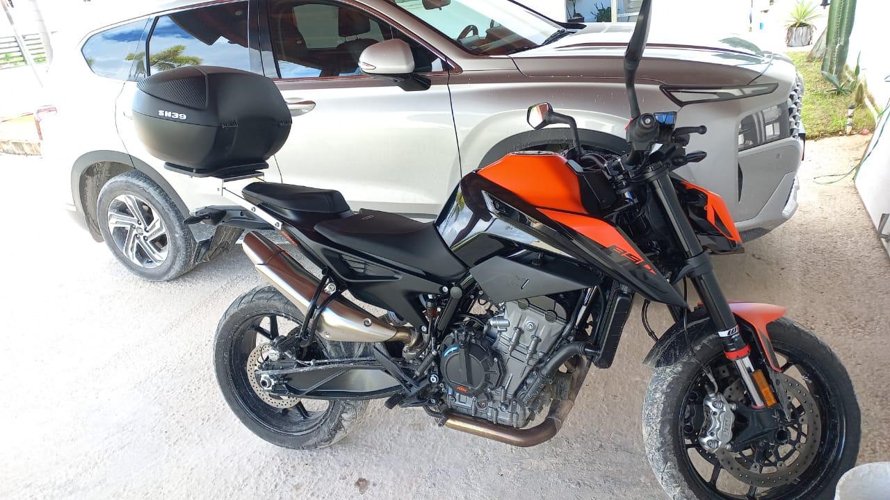 motores y pasolas - KTM Duke 890 1