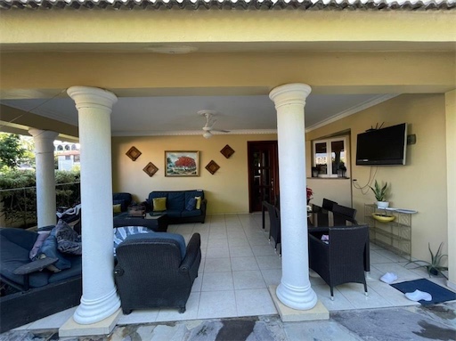 casas - Casa de renta en cerro hermoso 2