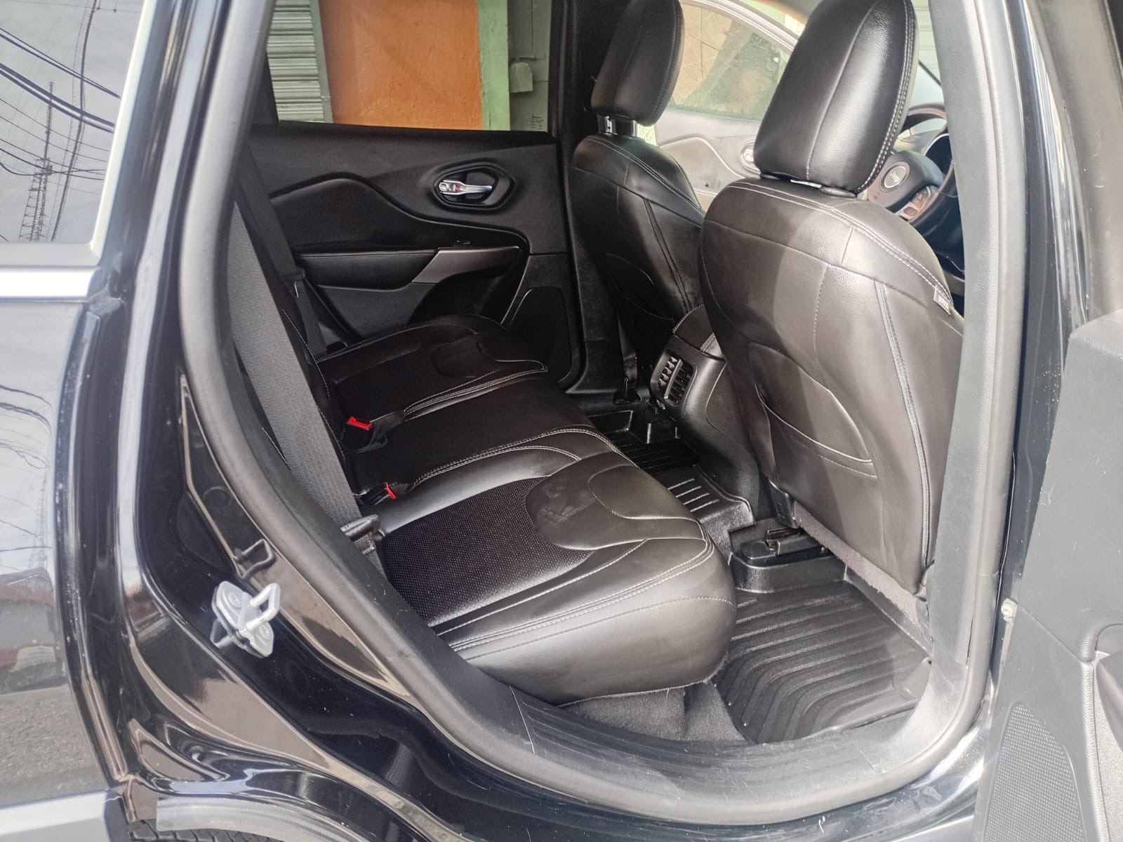 jeepetas y camionetas - Jeep Cherokee latitude - 2019 8