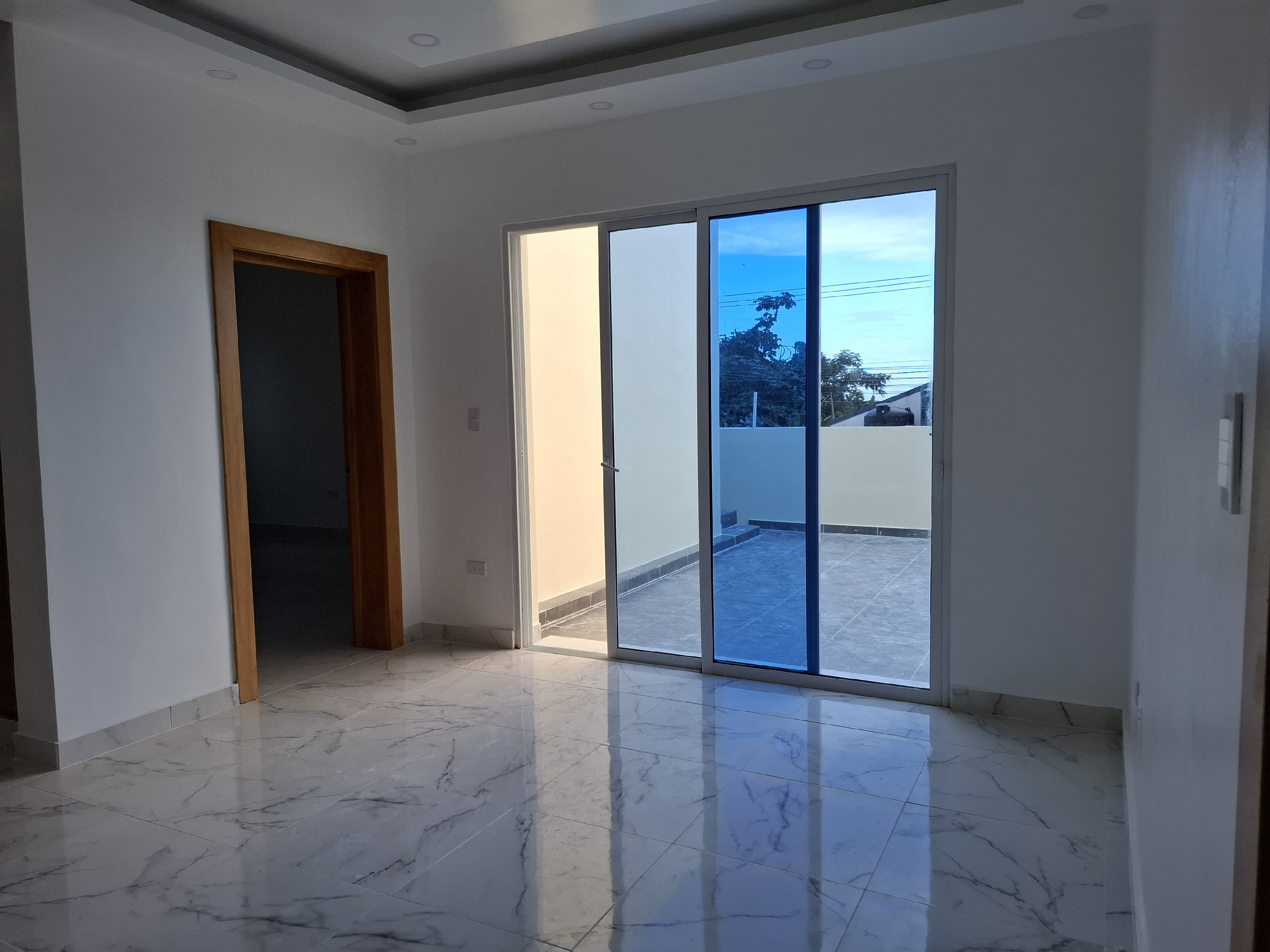 casas - Amplia y acogedora casa con piscina lista para mudarse en lugar tranquilo  2