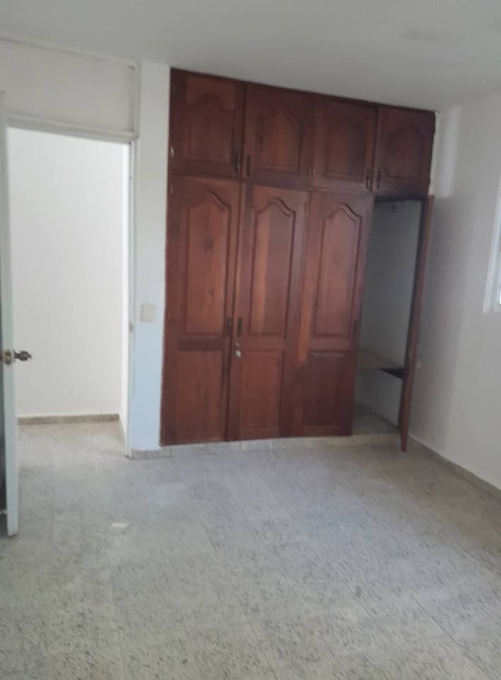 casas - Casa De 4 Hab. 1 Baño, Prox. León Jiménez, 27 De F 2