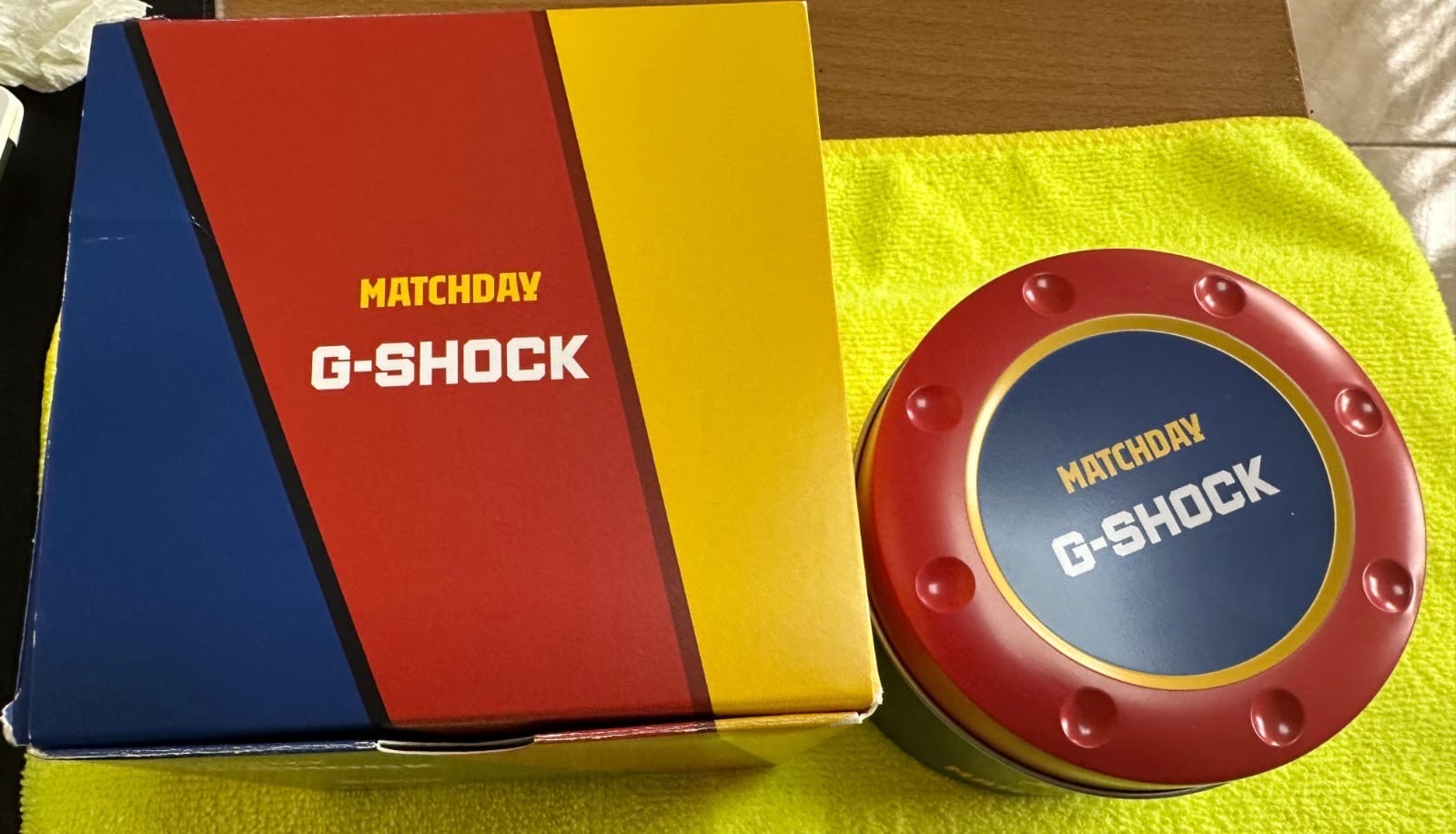 joyas, relojes y accesorios - Reloj G-Shock GBD100 FC Barcelona Rojo Edición Limitada - Nuevo
El GBD-100BAR .  4