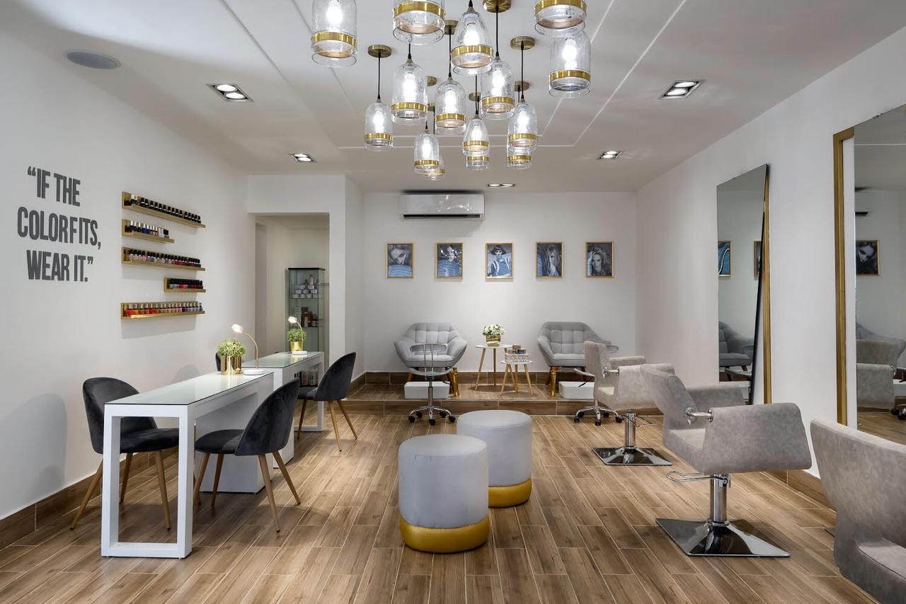 empleos disponibles - salón de belleza en arroyo hondo, solicita Shampoonier y manicurista  0