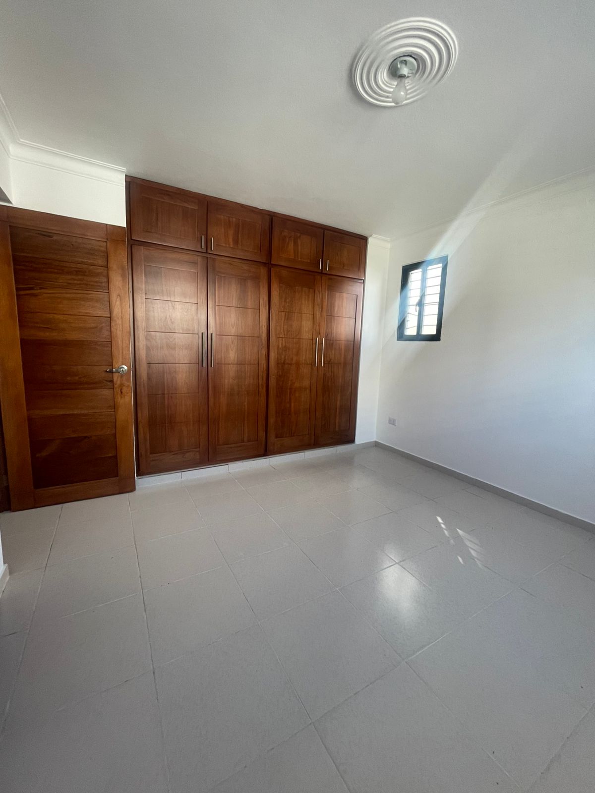 apartamentos - Apartamento 1er Nivel en Cerros de Gurabo 6