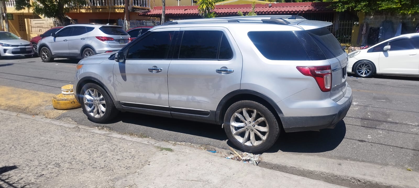 jeepetas y camionetas - Ford Explorer Nítida  5