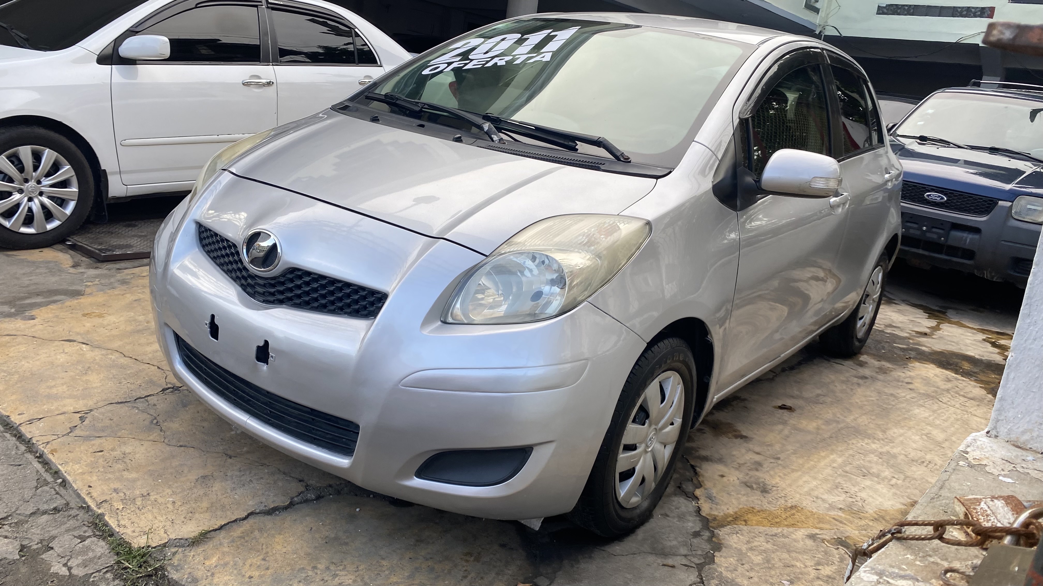 carros - Toyota vitz  7