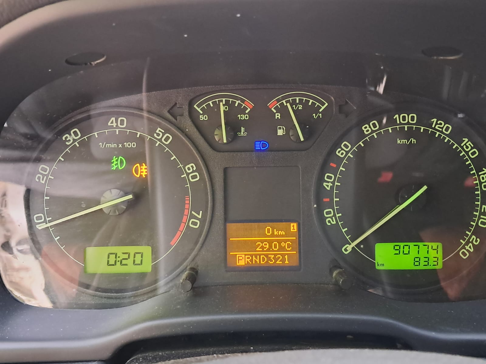 carros - Skoda octavia 2008 gasolina 1.6 impecable  4