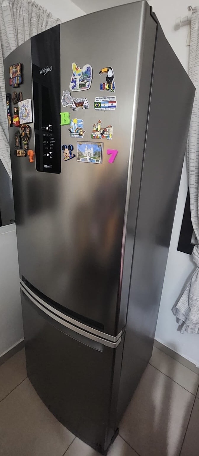 electrodomesticos - Vendo Nevera whirlpool en excelente condiciones  1