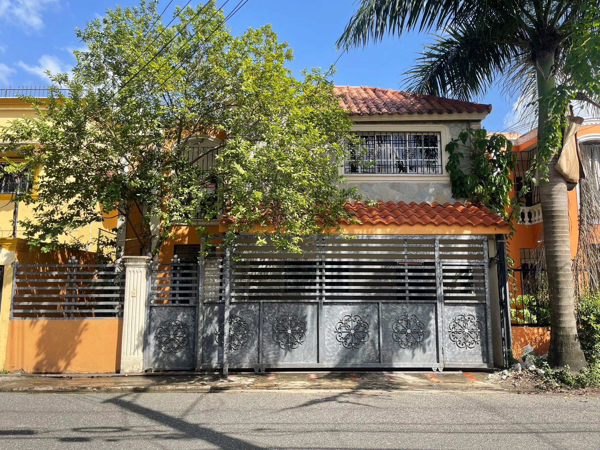 casas - Casa en Santo Domingo Este Autopista de san Isidro 6