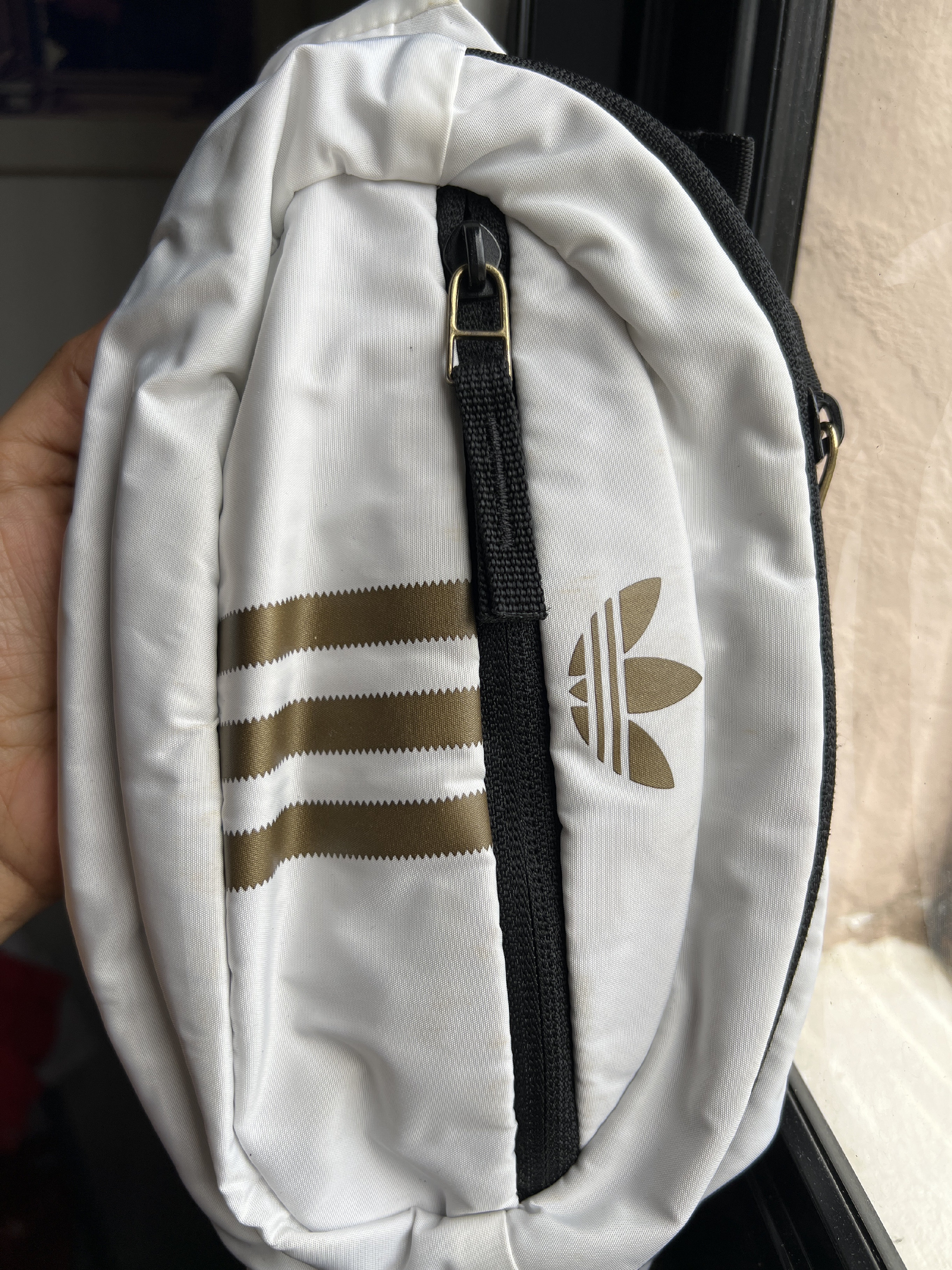 carteras y maletas - CANGURERA MARCA ADIDAS, tela impermeable, nueva, nunca usada