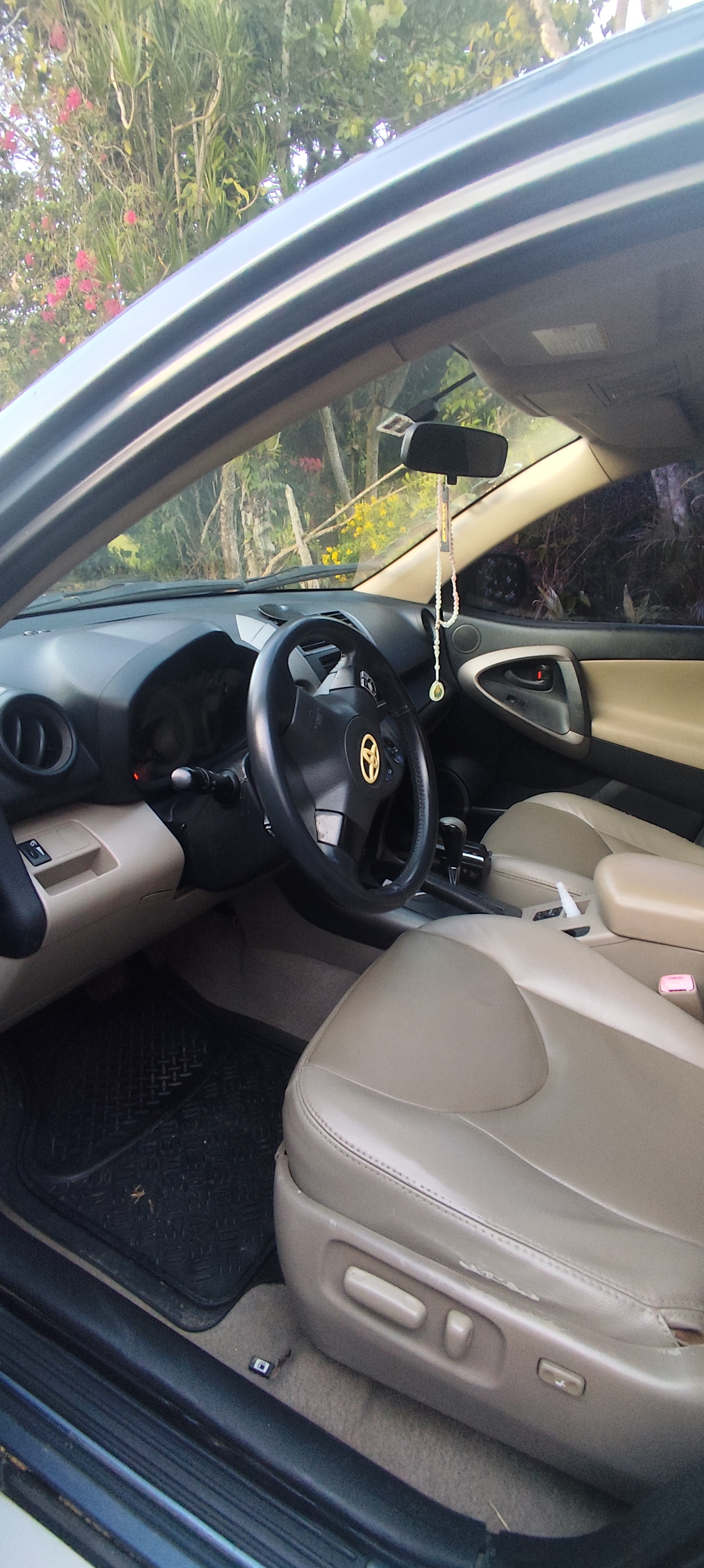 jeepetas y camionetas - En perfectas condiciones  3