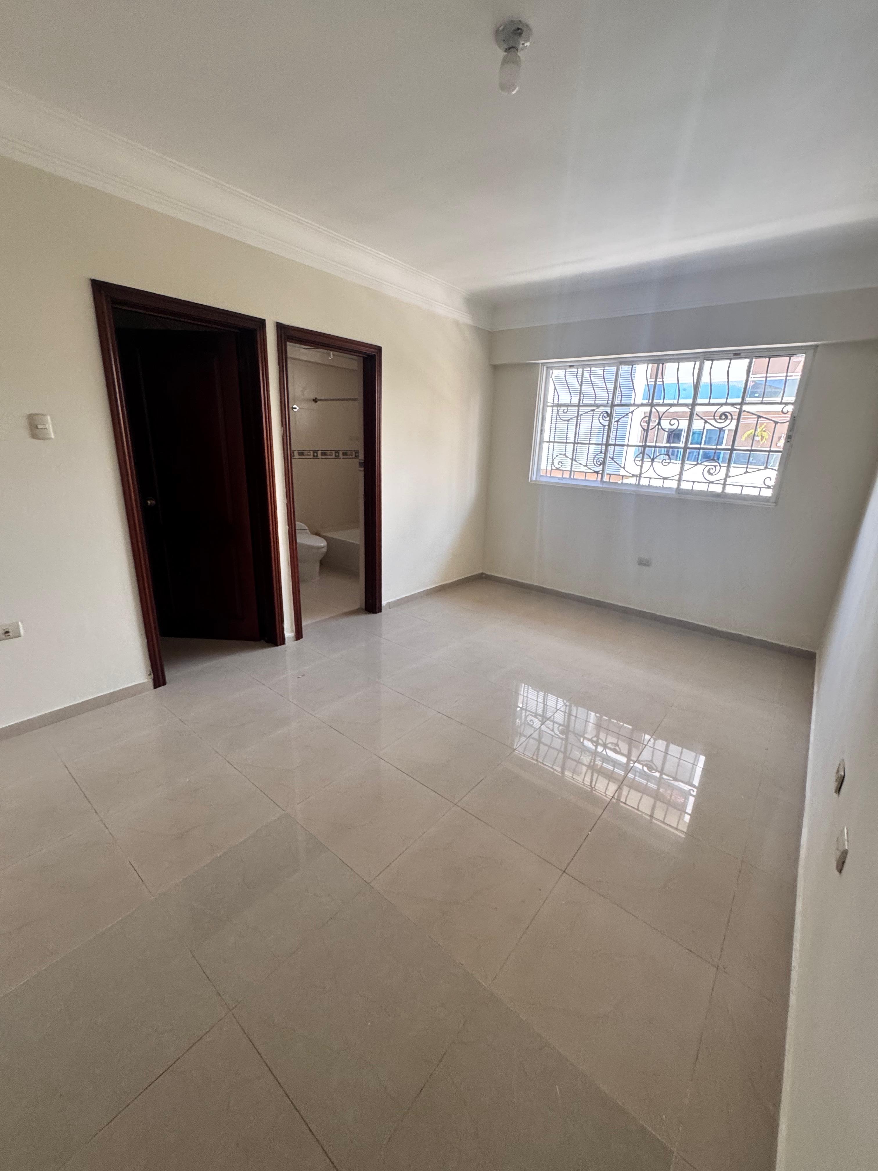apartamentos - SE VENDE HERMOSO Y AMPLIO APARTAMENTO EN BELLA VISTA! 0