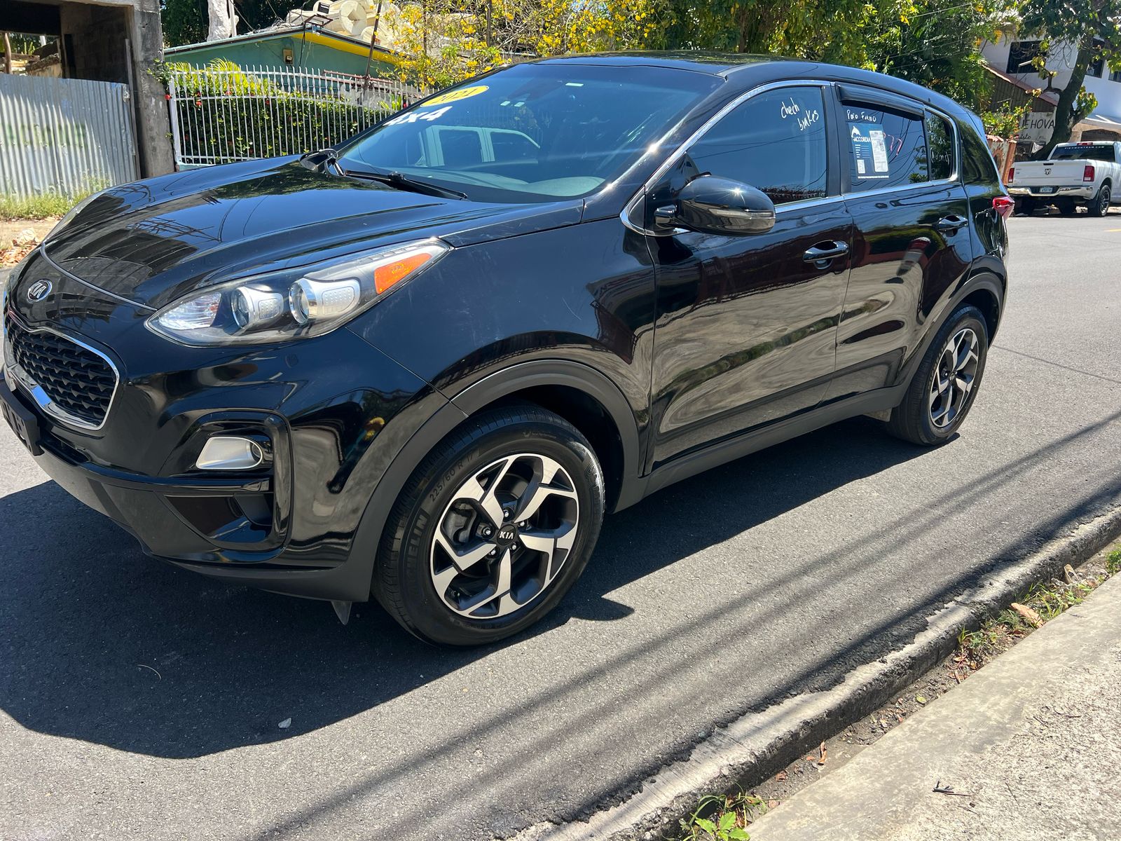 jeepetas y camionetas - kia sportage lx 