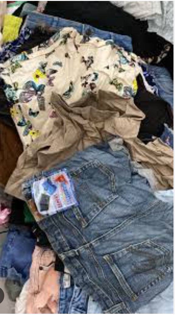 negocios en venta - más de 2000mil vestido para negocio por solo 30mil peso oferta 🙆💪🚨 0