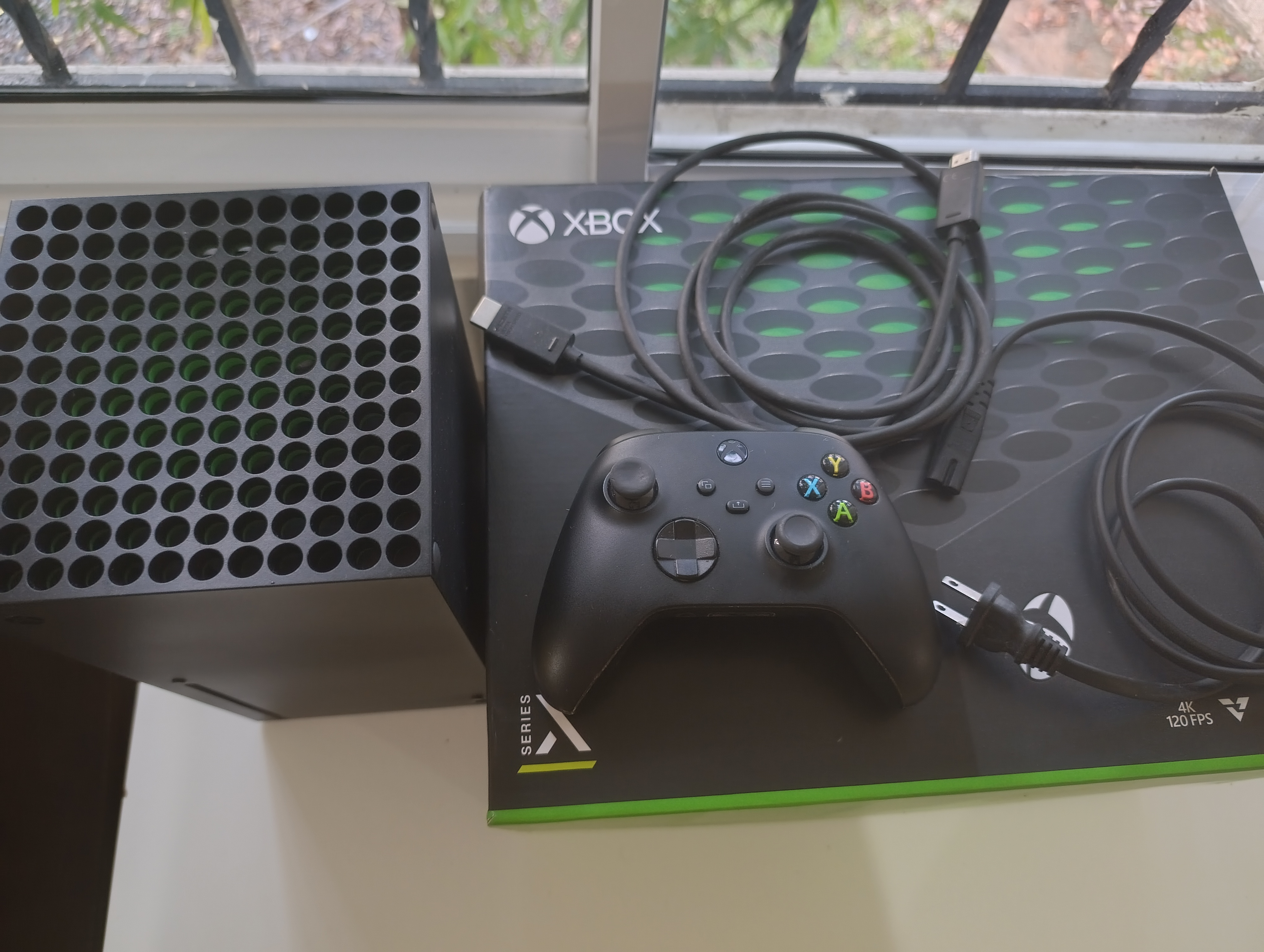 consolas y videojuegos - VENDO XBOX SERIES X — RD$17,000 NEGOCIABLES