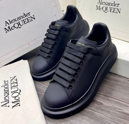 zapatos unisex - Tenis Teni Sneakers Shoes Alexander McQueen Alexandre Mc Queen Europeo Euro 2025 3