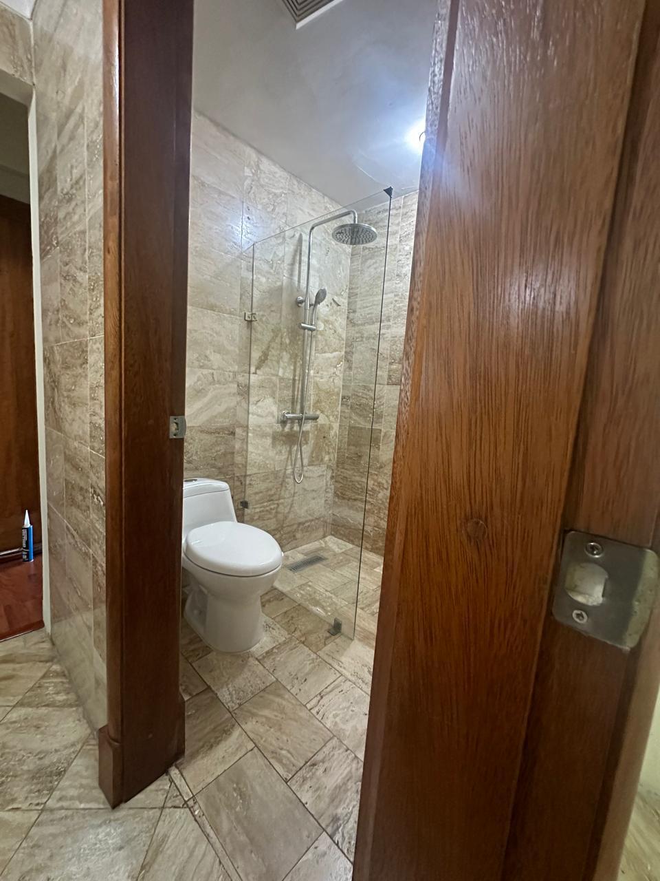 apartamentos - Se Renta Apart. de 3 Habitaciones en Naco 6