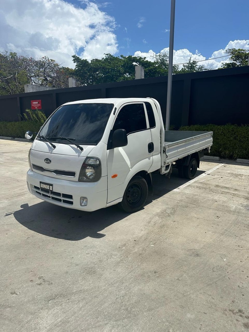camiones y vehiculos pesados - KIA BONGO III 2018 automático  0