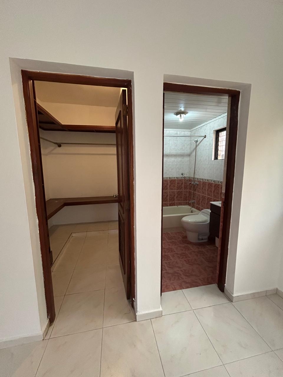 apartamentos - Vendo apartamento clásico en Bella Vista Norte 7