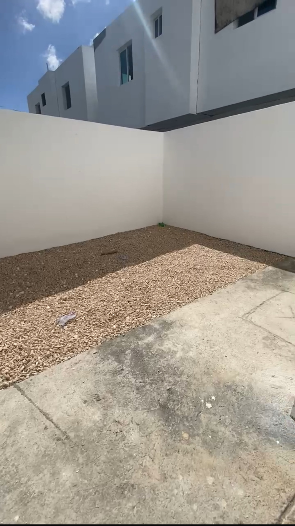 casas - HERMOSA Y MODERNA CASA STO DGO ESTE Av ECOLÓGICA  8