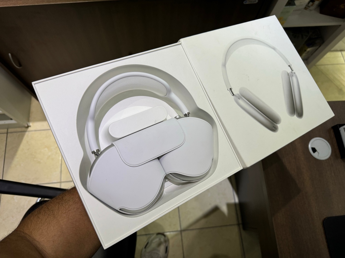 camaras y audio - AirPods Max Silver Como Nuevo, Originales, RD$ 23,500 NEG / Tienda