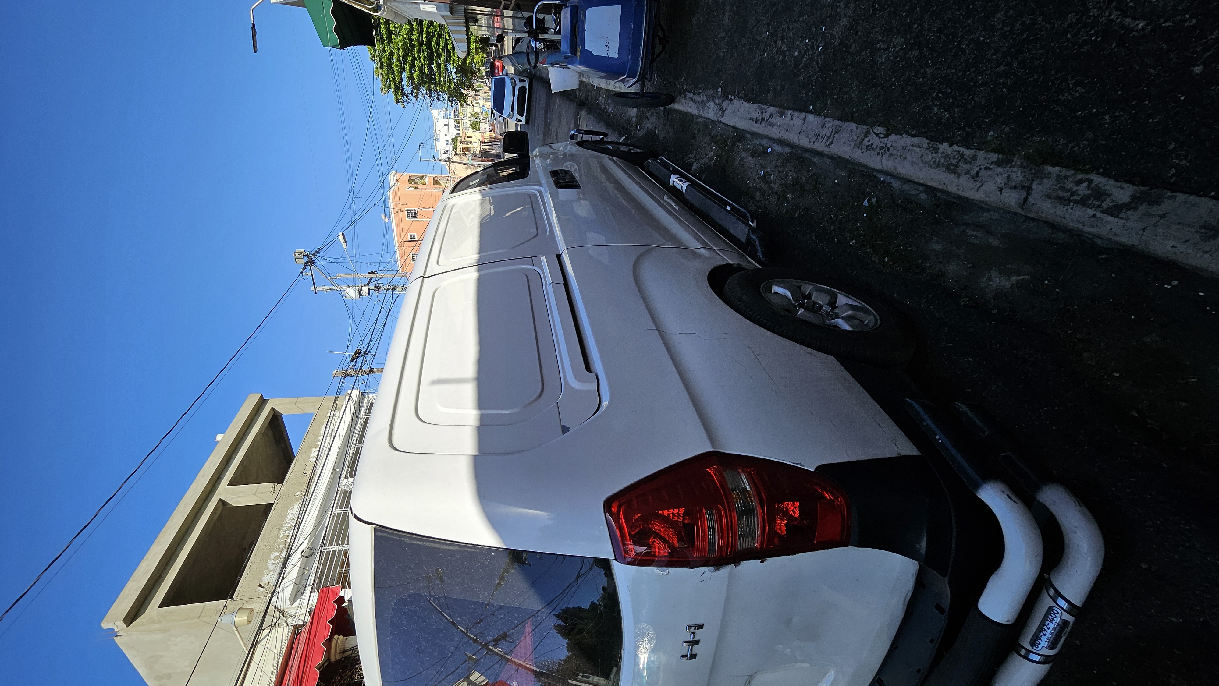 jeepetas y camionetas - H1 NEGOCIABLE 4