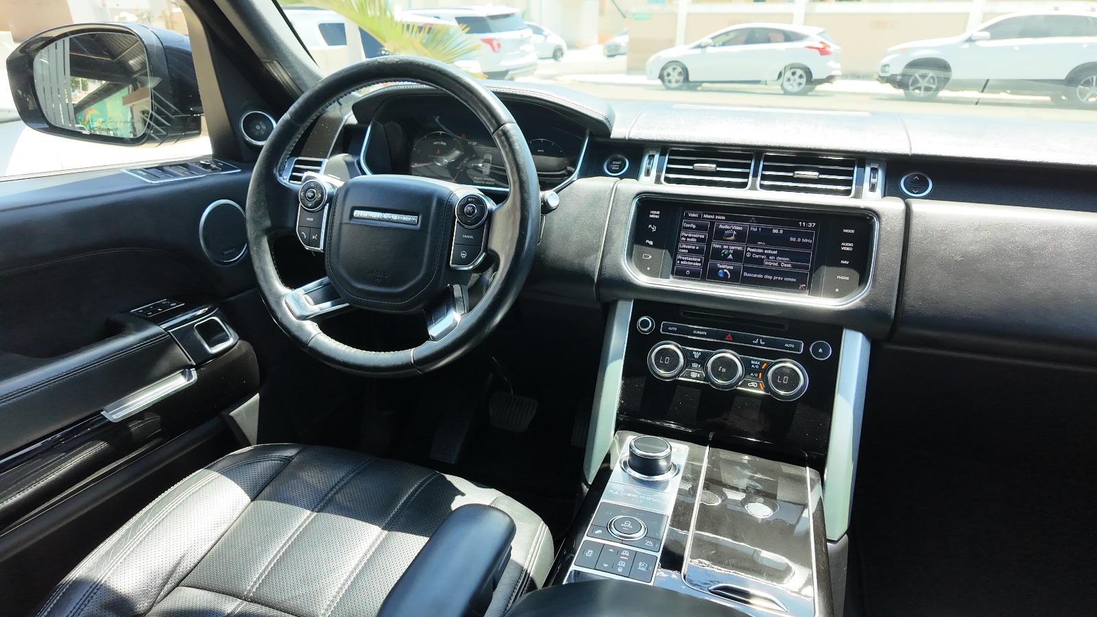 jeepetas y camionetas - LAND ROVER RANGE ROVER VOGUE 2014 7